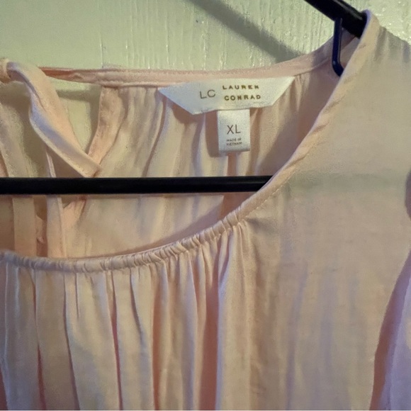 Lauren Conrad super soft top - Picture 4 of 4